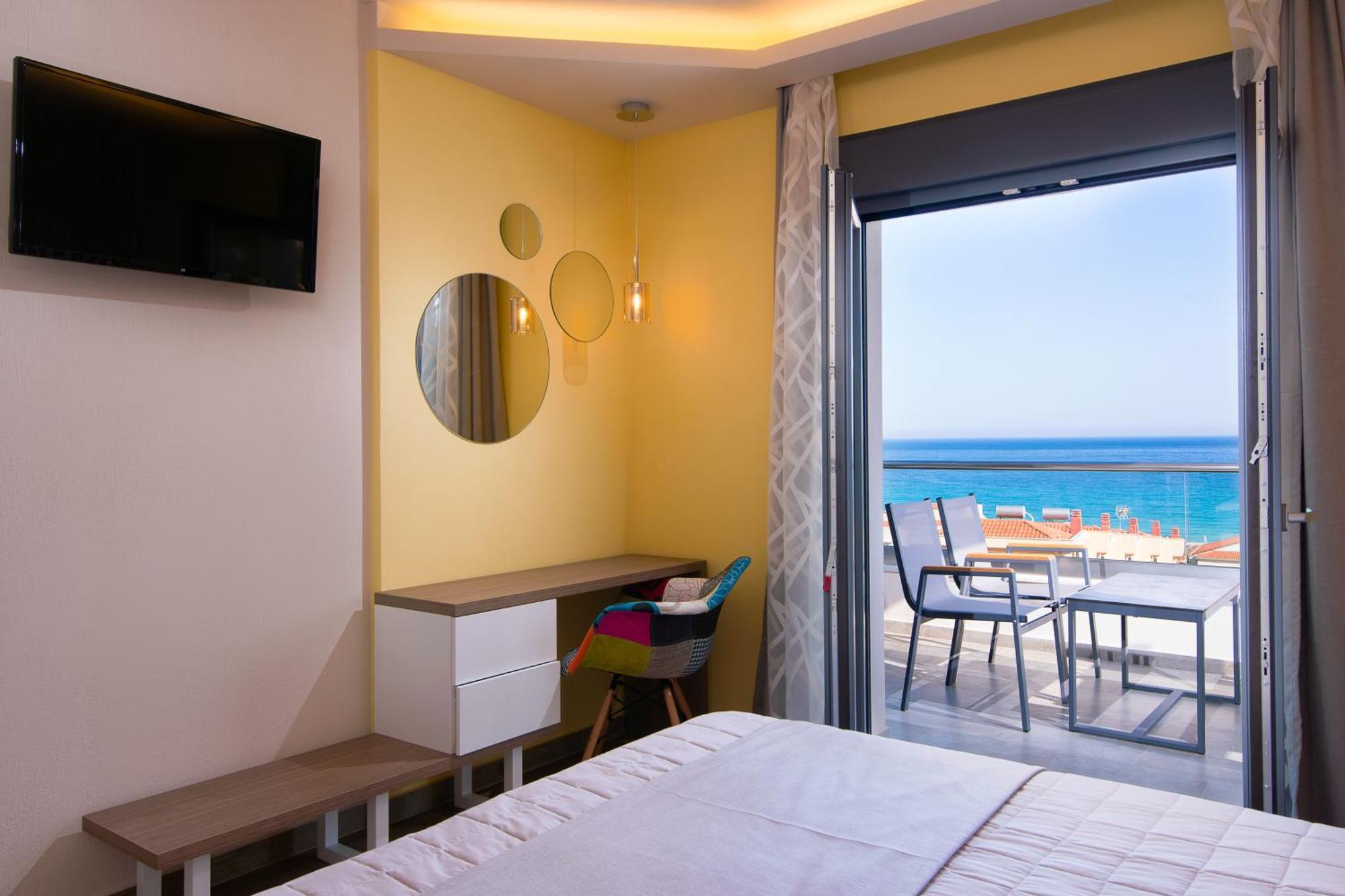 خْريسيا أموذيا Semiramis Luxury Suites المظهر الخارجي الصورة