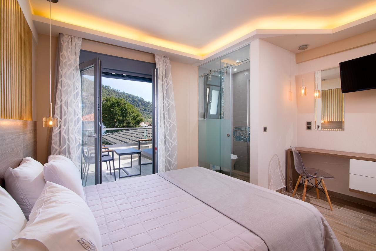 خْريسيا أموذيا Semiramis Luxury Suites المظهر الخارجي الصورة
