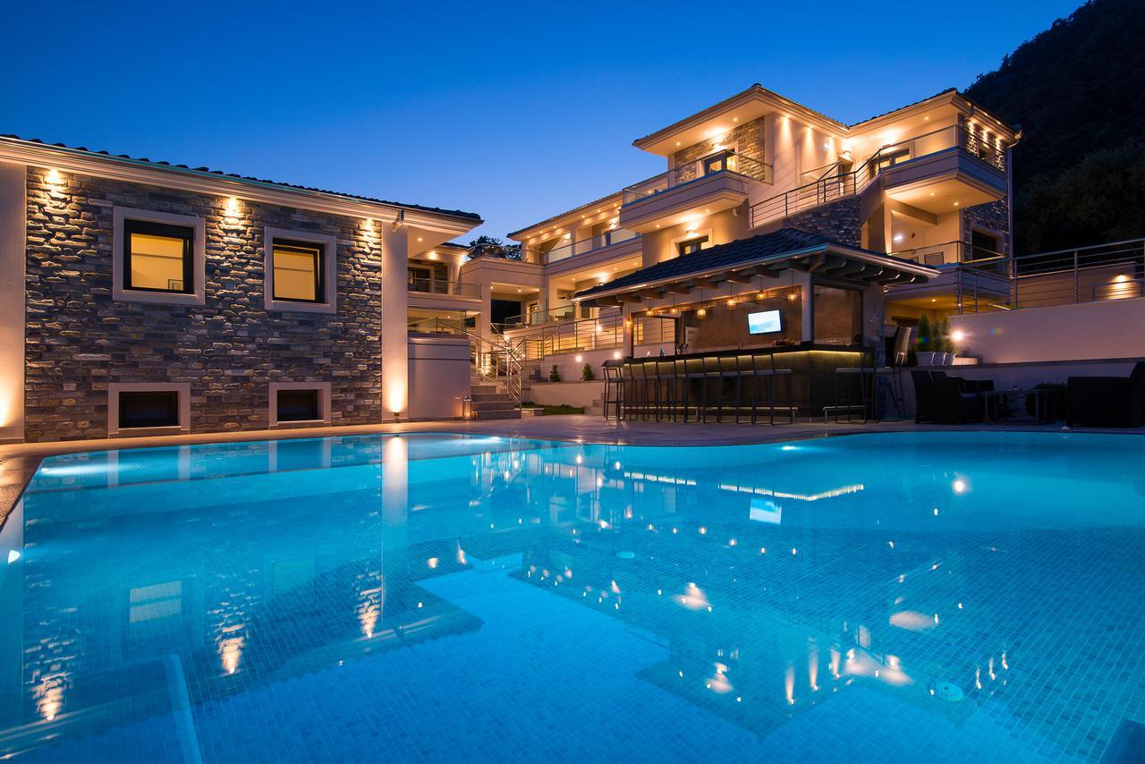 خْريسيا أموذيا Semiramis Luxury Suites المظهر الخارجي الصورة