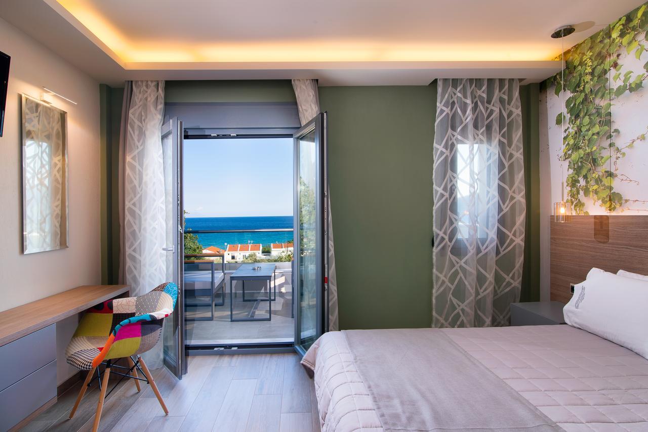 خْريسيا أموذيا Semiramis Luxury Suites المظهر الخارجي الصورة