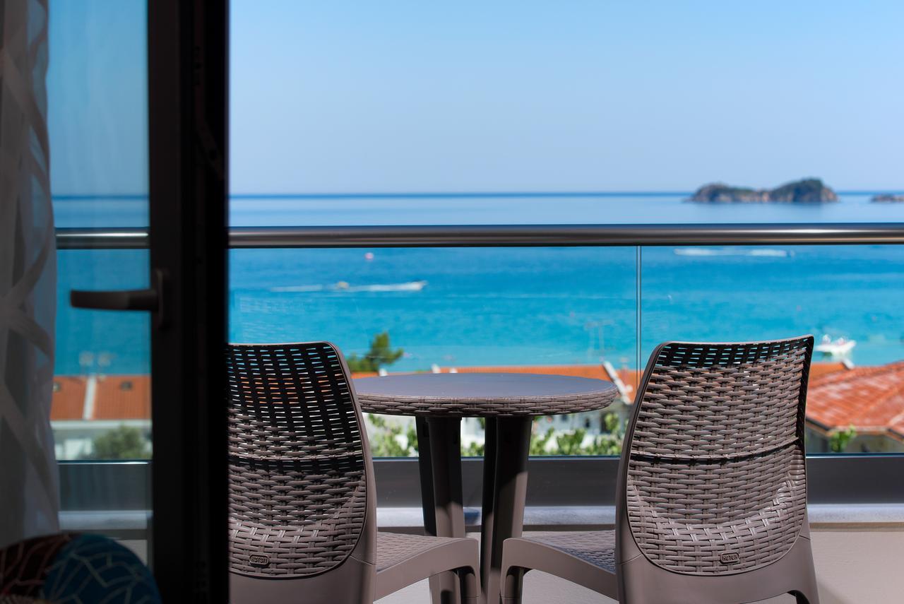 خْريسيا أموذيا Semiramis Luxury Suites المظهر الخارجي الصورة