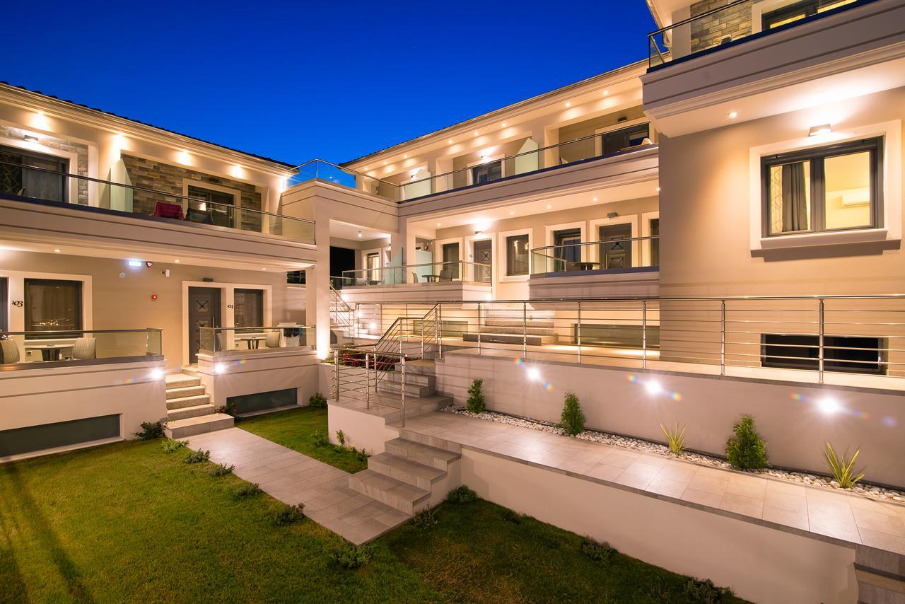 خْريسيا أموذيا Semiramis Luxury Suites المظهر الخارجي الصورة