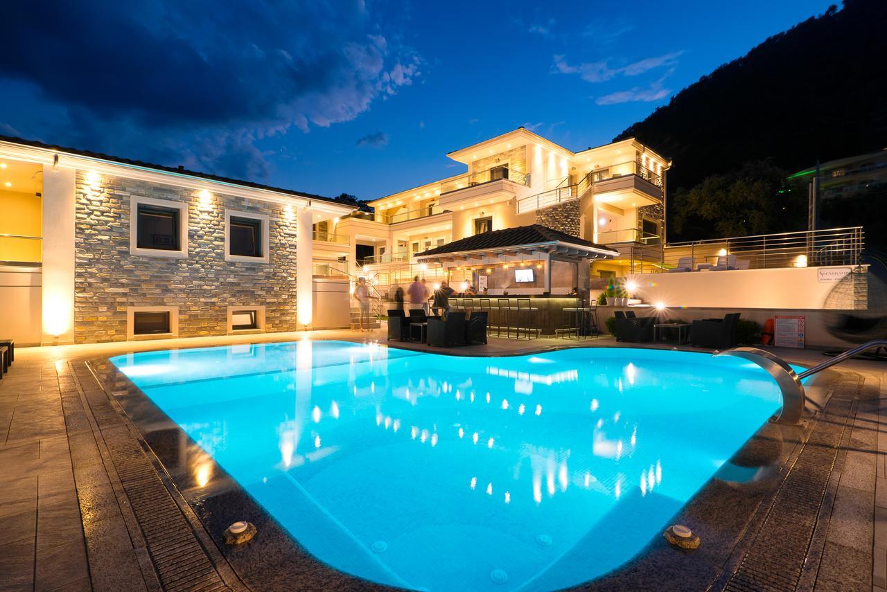 خْريسيا أموذيا Semiramis Luxury Suites المظهر الخارجي الصورة